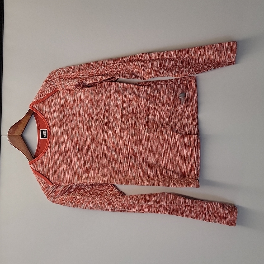 The North Face vaporwick base layer in perfect condition  Women's size M